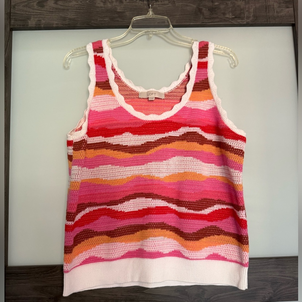 LOFT Wavy Stripe Woven Knit Tank- Scoop Neck- M